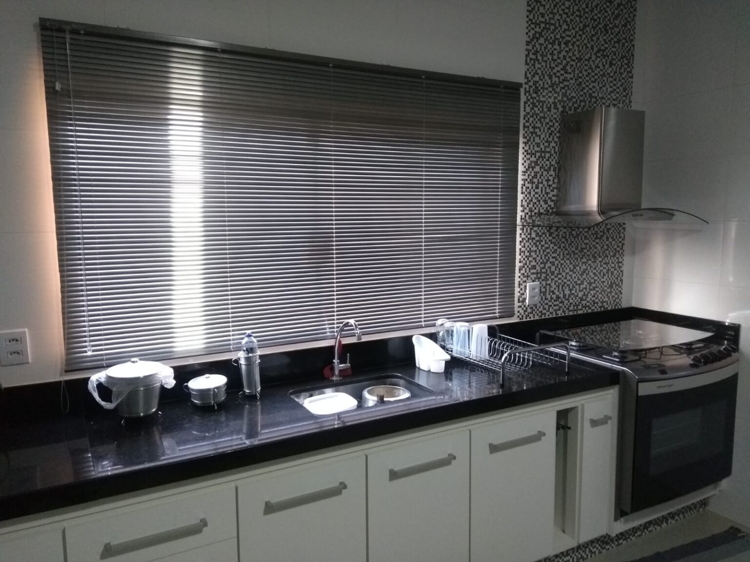 Persiana Horizontal 25mm Alumínio